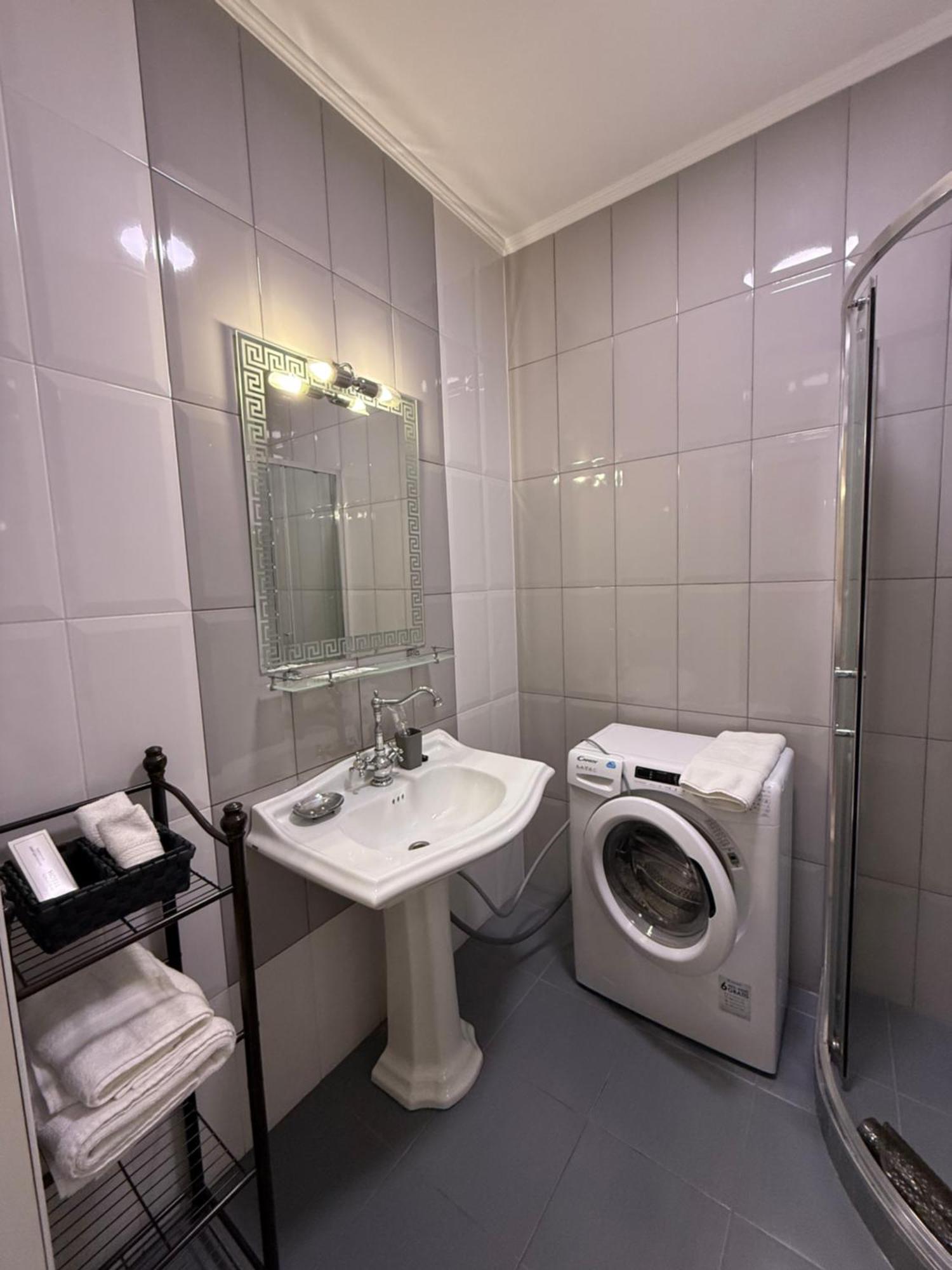Gagarin Plaza Apartments Odessza Kültér fotó
