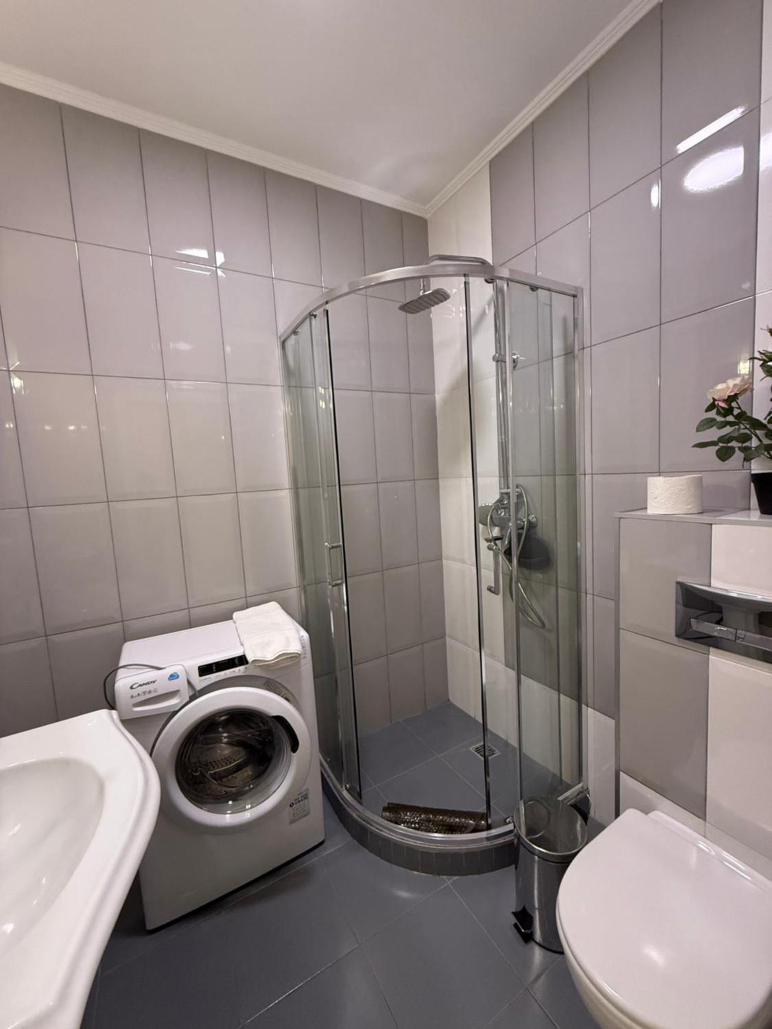 Gagarin Plaza Apartments Odessza Kültér fotó